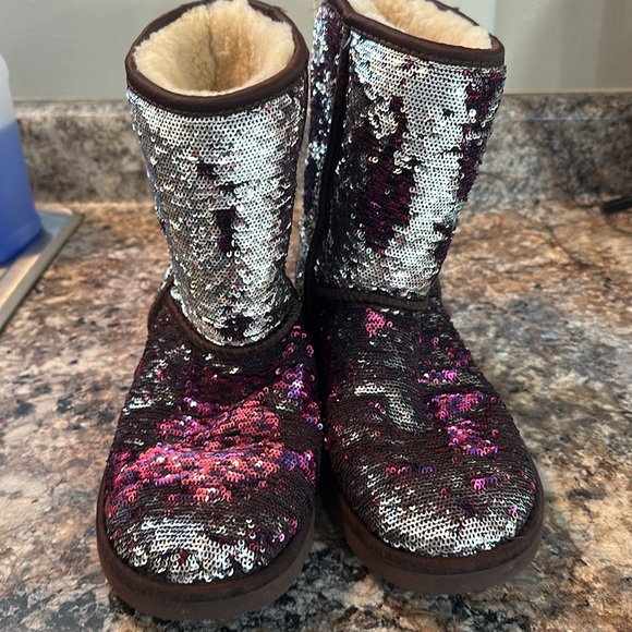 UGG Sequin Winter Boots - Silver and Purple - Picture 2 of 5